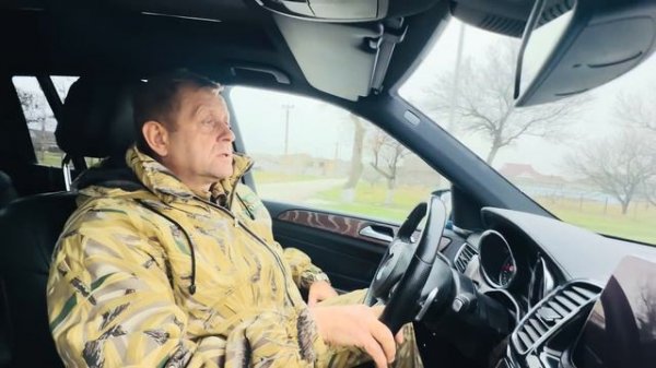 Олег Зубков может одеть ТРИСТА ЗЕБУ, которых лишили дома в теплые пуховики😁