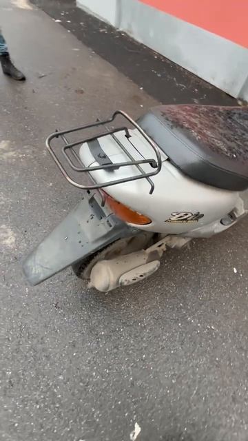 Яндекс доставка. жизнь после аварии. забрала мопед #история #авария #дтп #яндекс #доставка #курьер