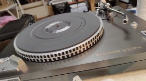 Проигрыватель виниловых пластинок Kenwood KD-3070 обслуживание и настройка