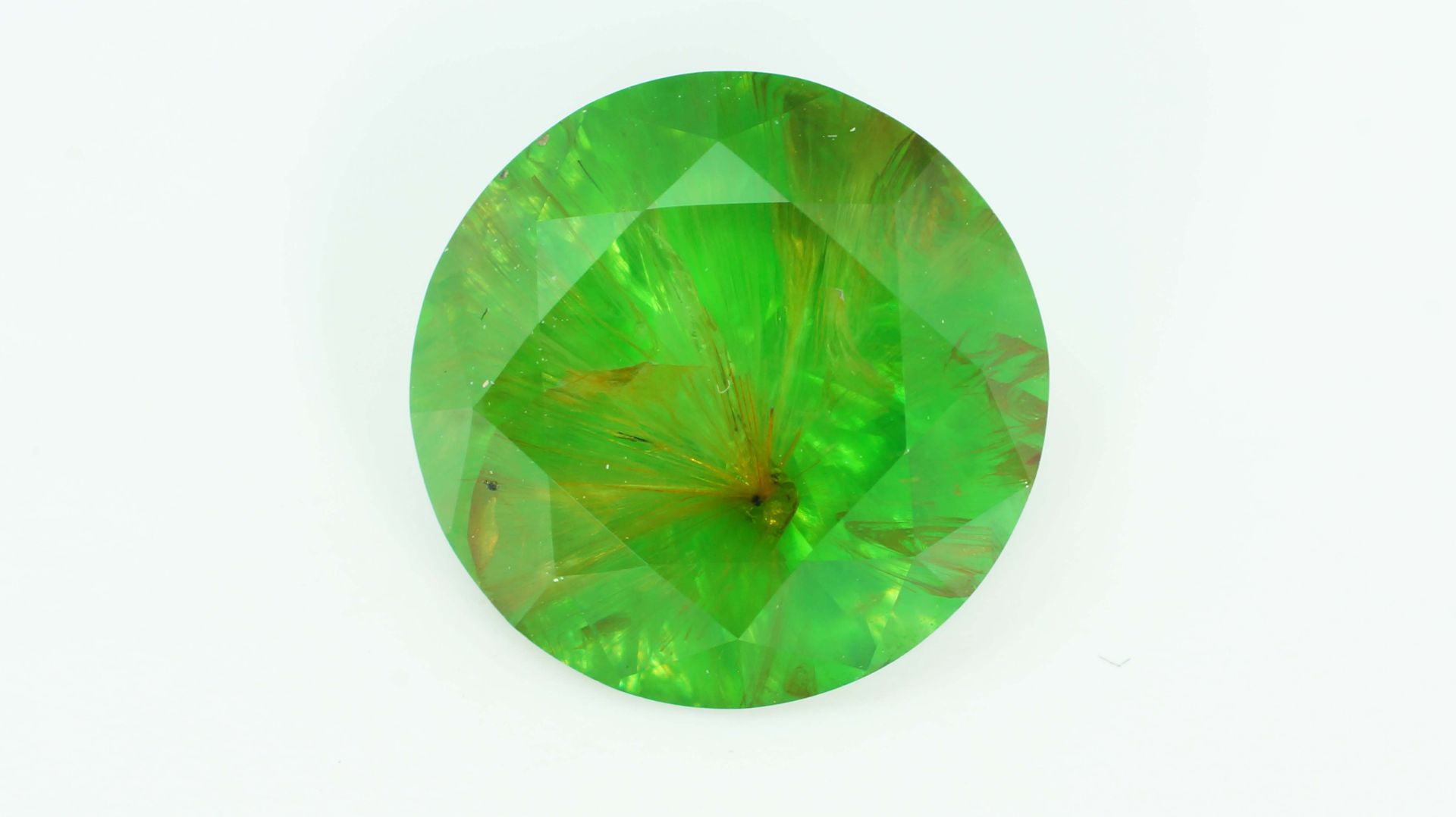 Демантоид Гранат 4.04 карата смотреть онлайн