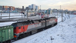 Тепловоз 2ТЭ25КМ-0005. Отправление.