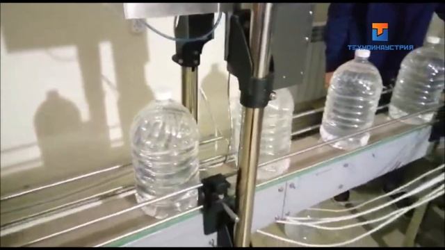 Полуавтоматическая линия розлива в 5 литровые бутылки смотреть онлайн