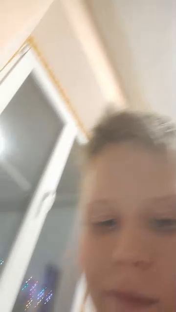 кто хочет такую ручку то если наберёт 100 лайков то спала где купить