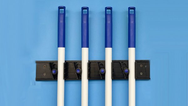 Ролик-зажим SYR для крепления инвентаря