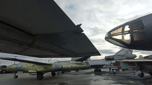 Сверхзвуковые истребители в музее военной техники. Верхняя Пышма смотреть онлайн