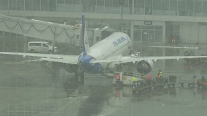 Из-за масштабной атаки беспилотников самолет Никола Пашиняна перенаправили в Санкт-Петербург