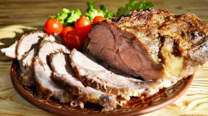 Запеченная говядина в духовке. МЯСО целым куском в духовке – Очень СОЧНО и ВКУСНО!