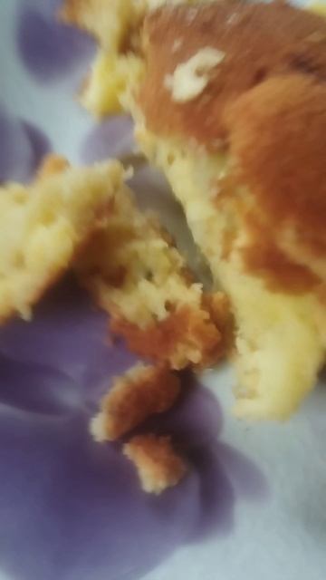 прикол с пирогом кто там внутри сидит.mp4