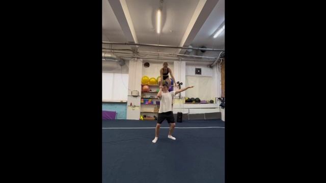 В рамках проекта «Акро-эволюция» 
Максютов Кирилл