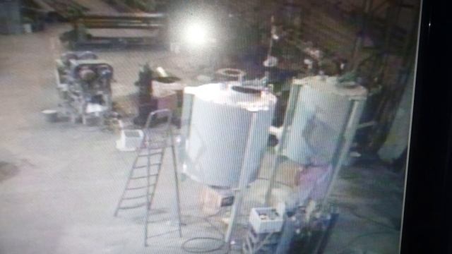 Турбосмеситель с нижним клиноременным приводом (600 об/мин), задвижкой с управлением пневмоцилиндром