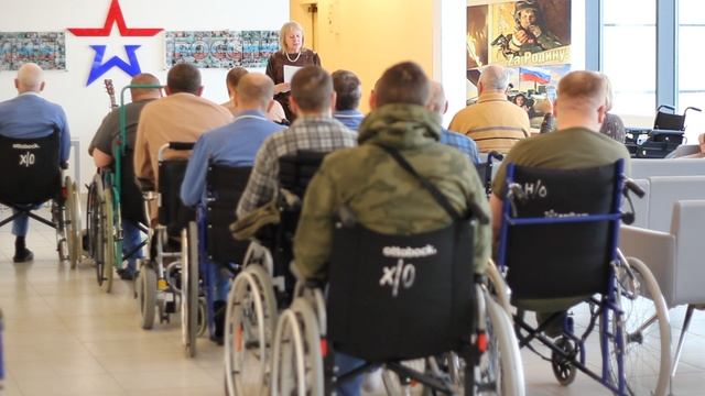 Литературная встреча с ранеными участниками СВО в госпитале.