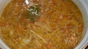 Щи из квашеной капусты.
