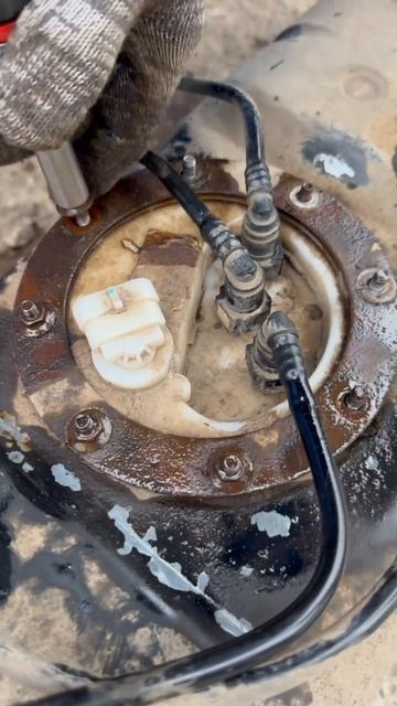 Топливный бак на УАЗ Патриот, увеличенный (bolt-on)