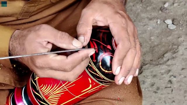 Ручное производство традиционной деревянной софы. Пакистан смотреть онлайн