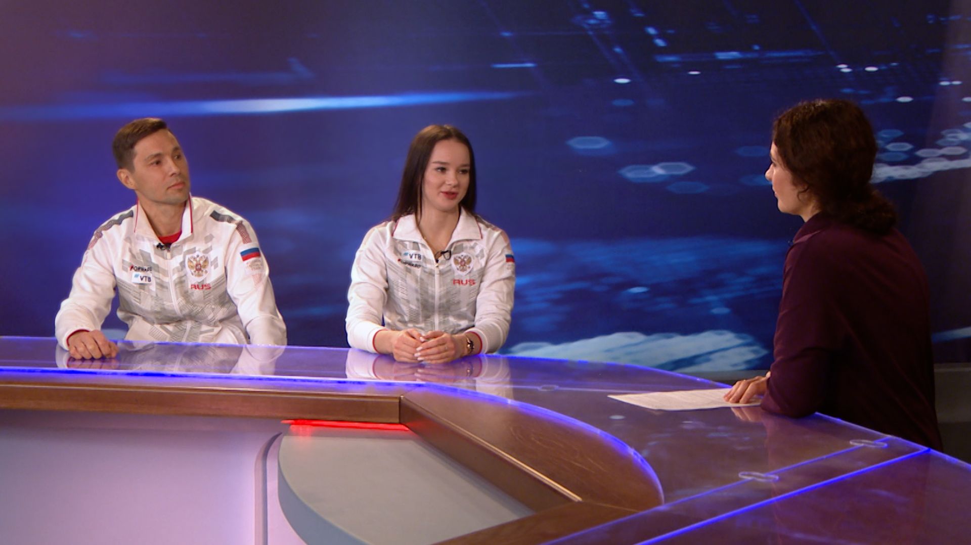 ГТРК СЛАВИЯ ИНТЕРВЬЮ 13.12.25 Спортивная гимнастика. Мария Агафонова и Антон Крапивин смотреть онлайн