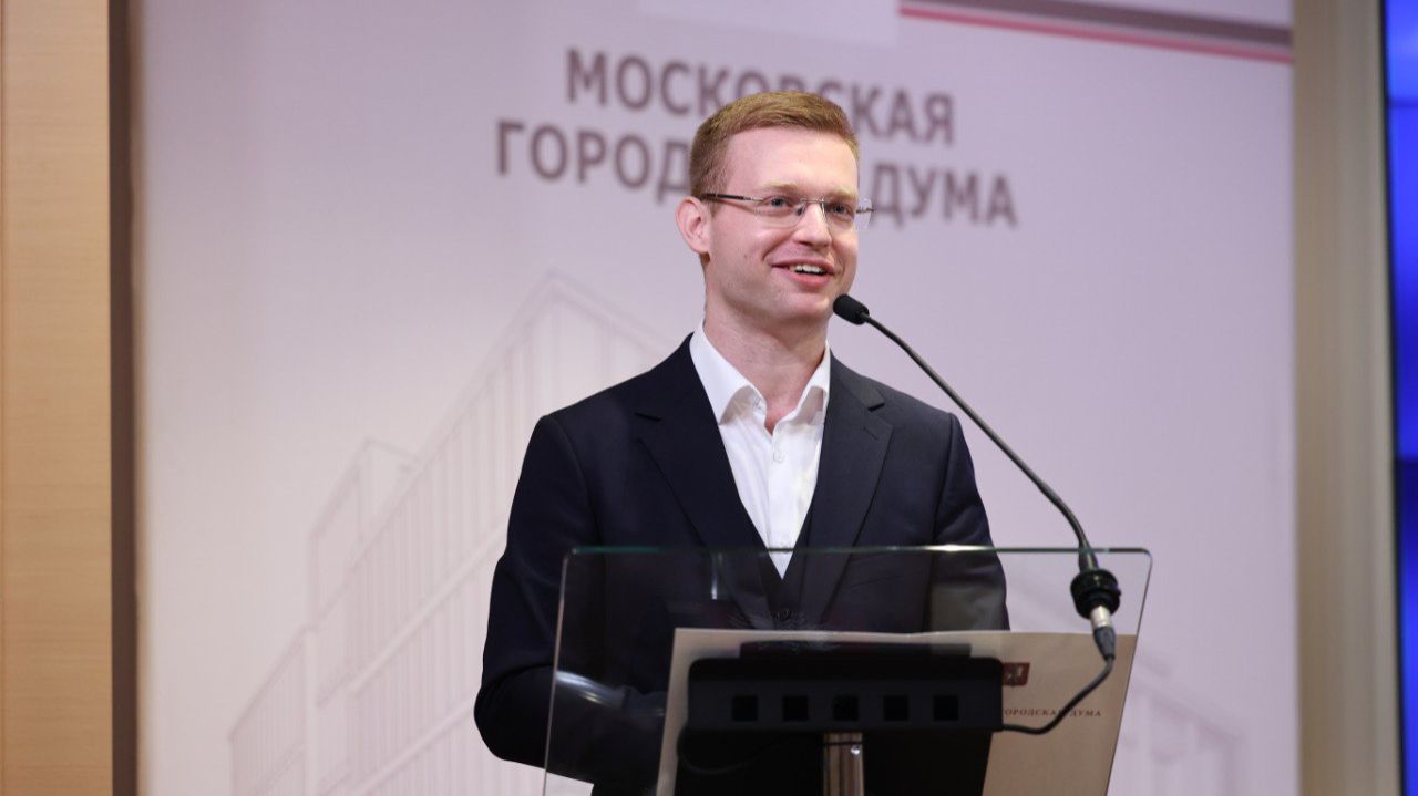 12.12.2025. Дмитрий Храмченков: На площадке Мосгордумы мы собрали порядка 250 молодежных активистов смотреть онлайн