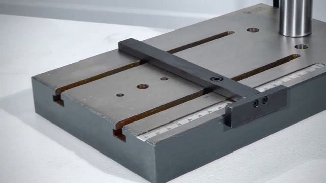 Сверлильный станок AURA CM-6V смотреть онлайн