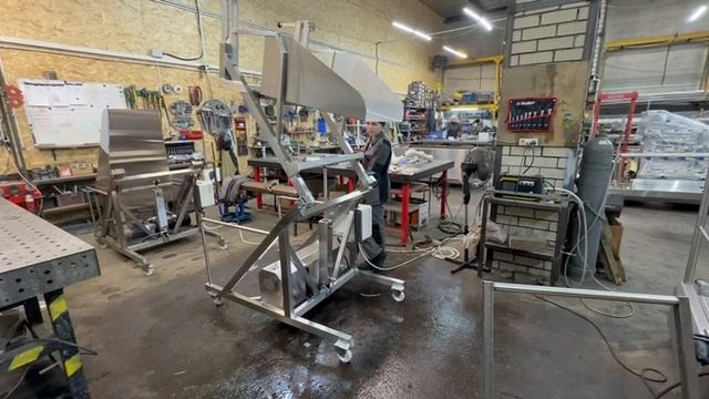 Мобильный подъёмник-опрокидыватель ASP-POGP с гидроприводом