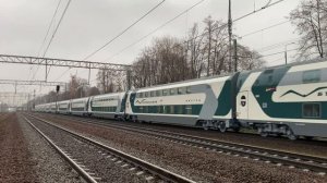 Электровоз ЭП 20 - 002 с фирменным поездом "Буревестник". Москва - Нижний Новгород.