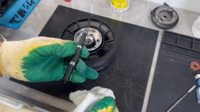 Ninebot E3 замена подшипников переднего колеса. смотреть онлайн