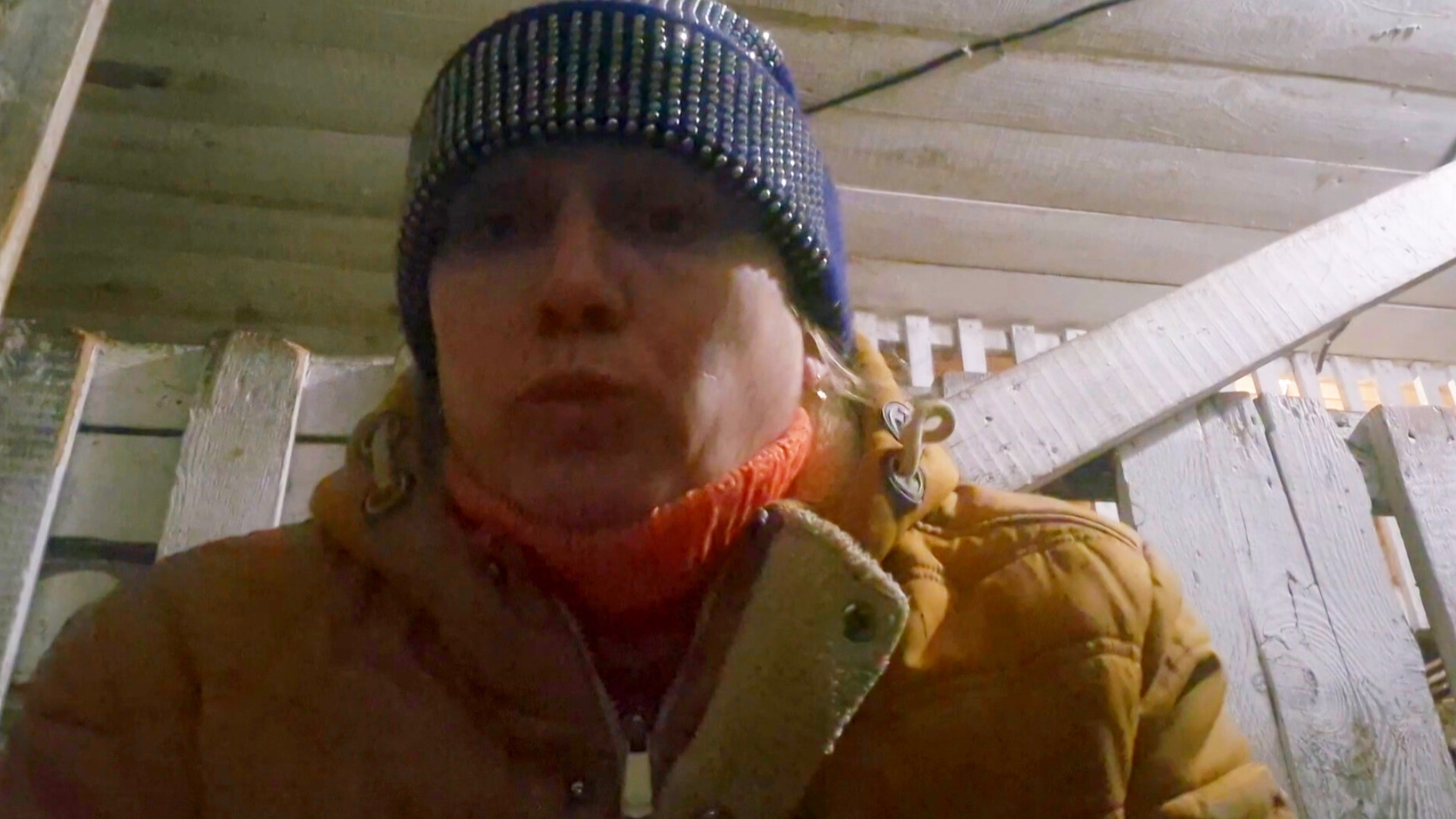 Деревня на Алтае,Вышла из комнаты не какая Вызвала врачей смотреть онлайн