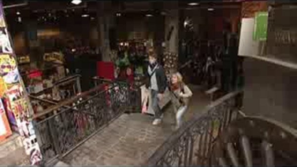 Solutions Upper-Intermediate Unit 9. Shopping in London