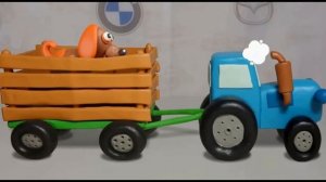 СИНИЙ ТРАКТОР ПО ПОЛЯМ КАТАЕТ МАЛЫШЕЙ