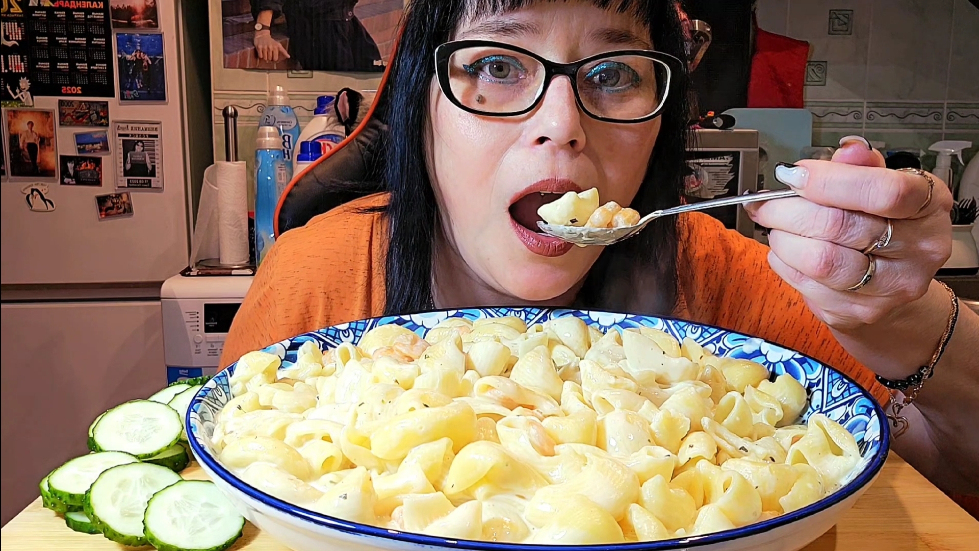 Мукбанг | Сливочная паста с креветками | Обжор Асмр смотреть онлайн