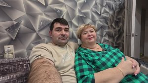 Обновляем новогодние  игрушки . Купили гирлянду  в комнату Абдугани.