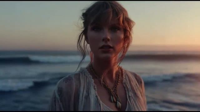 Taylor Swift - Golden Hour Memories (2026) смотреть онлайн