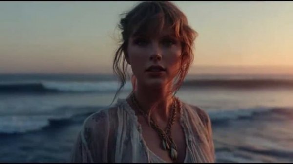 Taylor Swift - Golden Hour Memories (2026)