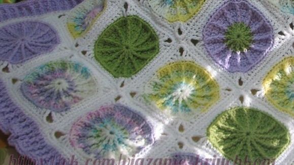 Квадратные мотивы крючком как вязать. Вязание для начинающих. Квадрат крючком motif crochet Урок 52 смотреть онлайн