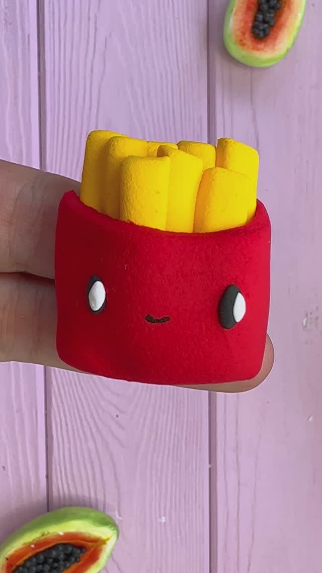 Лепим крошку-картошку🍟 смотреть онлайн