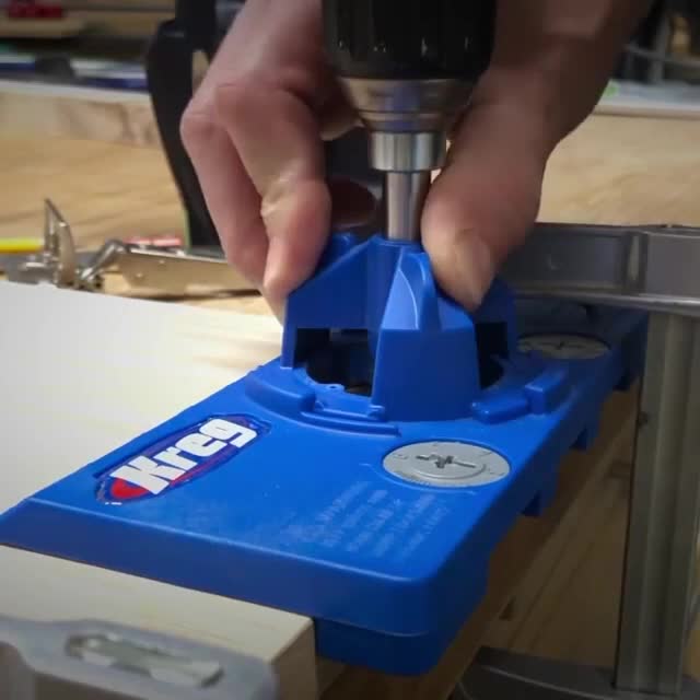 Установка петель на дверцу. смотреть онлайн