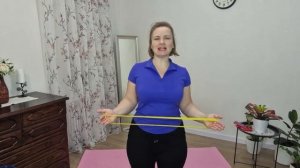 Тренировка с фитнес-резинкой для верхней части тела и для ног в прямом эфире