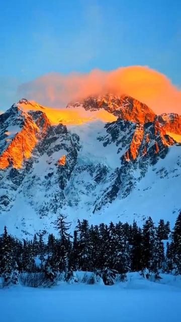 ГОРЫ НА ЗАКАТЕ смотреть онлайн