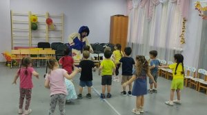 Танец ,,Ходят ёжики в туман,,.mp4