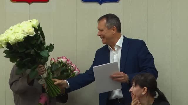 Внеочередное заседание Собрания Холмского муниципального округа смотреть онлайн