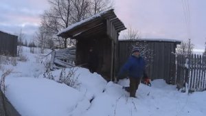 biznes in russia! ПРОДАЛИ С ДЯДЕЙ ВОВОЙ УЛИЧНЫЙ ДЕРЕВЕНСКИЙ ДЕРЕВЯННЫЙ ТУАЛЕТ!деньги не пахнут!!!