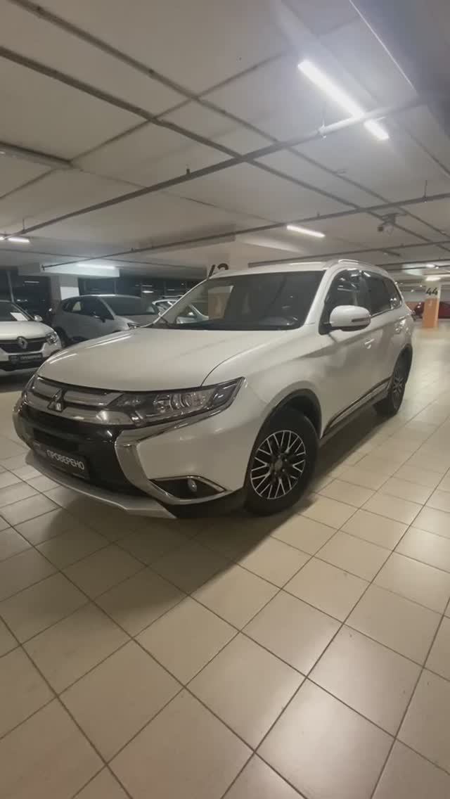 Mitsubishi Outlander '2018 смотреть онлайн