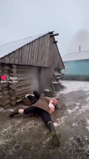 бабка качок