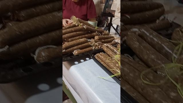 Сосиски перевязаны почти канатом смотреть онлайн