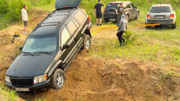 ДЖИП НЕ ЕДЕТ? Поехал с Психами на Audi в карьер