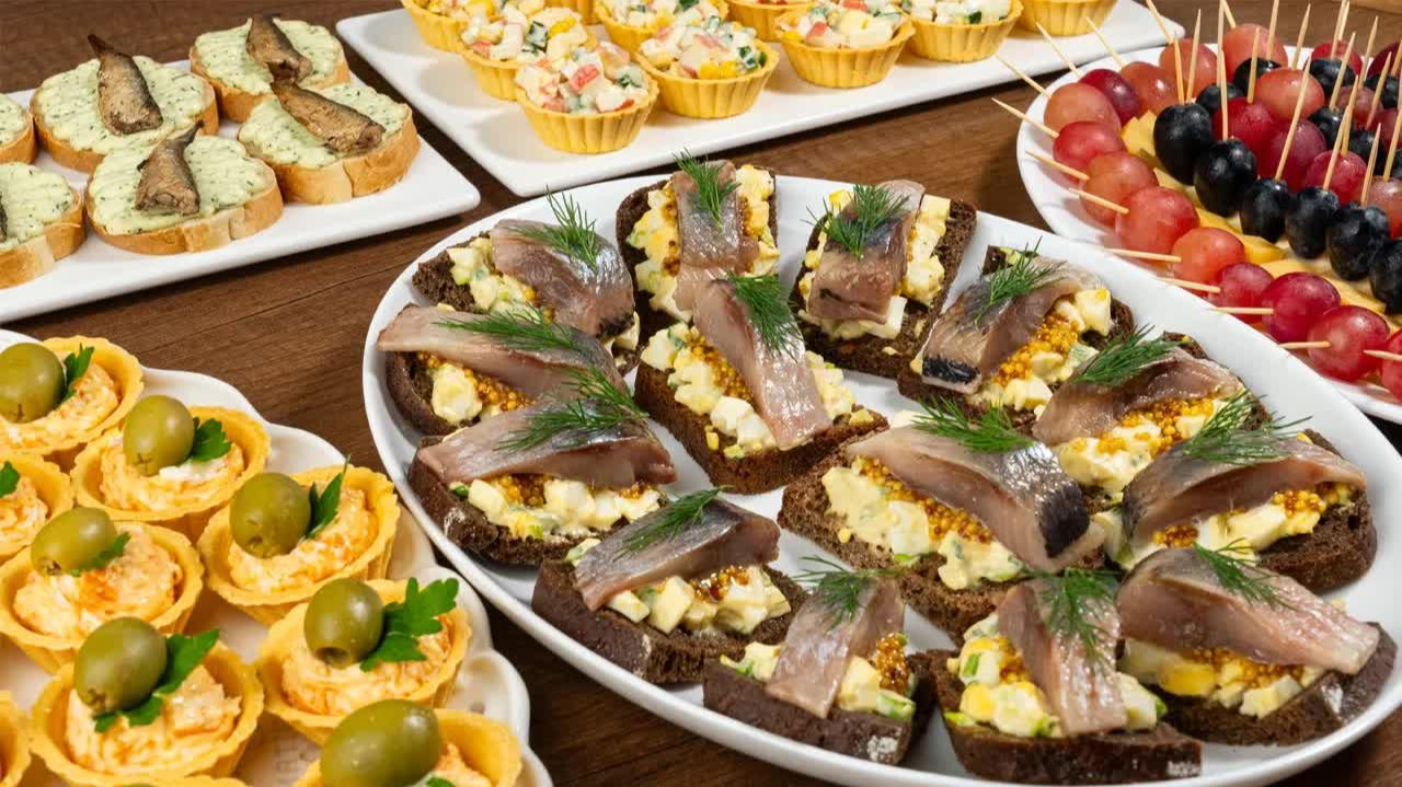 Меню на Новый год 2026! Новогодние закуски! 5 Восхитительных Закусок на Новогодний Стол 2026! смотреть онлайн