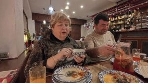 Мукбанг  в Китайском кафе. Пробуем необычные блюда.