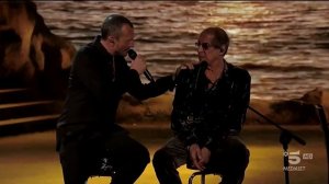 В 2019 году в городе Верона, выступление Челентано и Бьяджо Антоначчи, песня Бьяджо Mio fratello