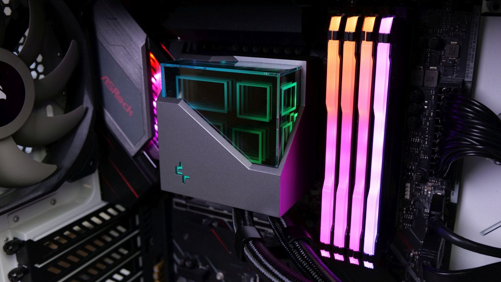 СЖО DeepCool LT720 WH смотреть онлайн