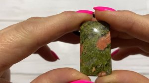 Натуральные камни.