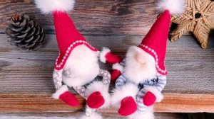 Очаровательные мини Гномики для любого новогоднего декора.