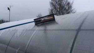 СКРЕБОК ИЗ УДОЧКИ для уборки снега с крыши.